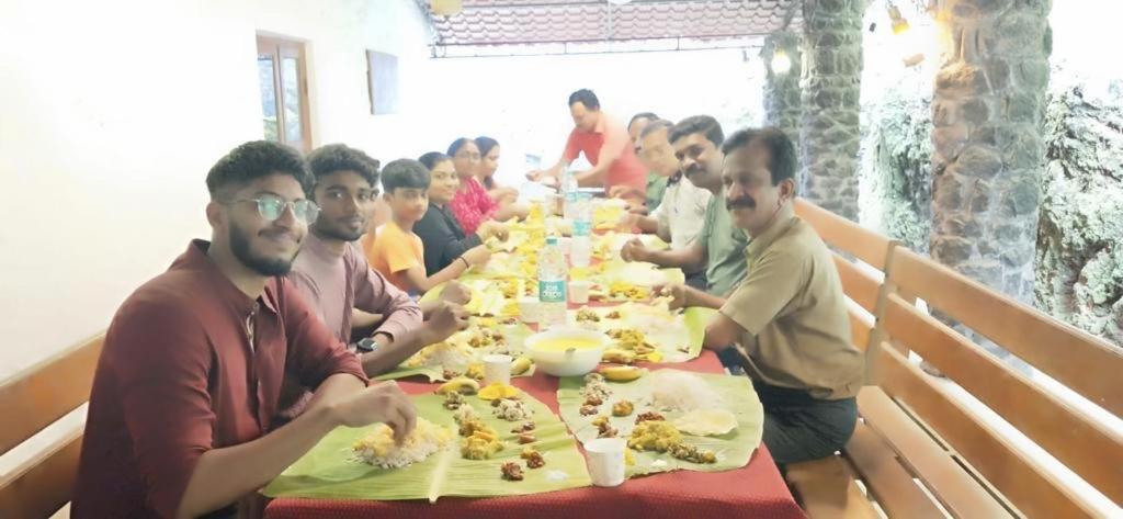 Cassells Jungle Resorts Thekkady Vandiperiyar Ngoại thất bức ảnh