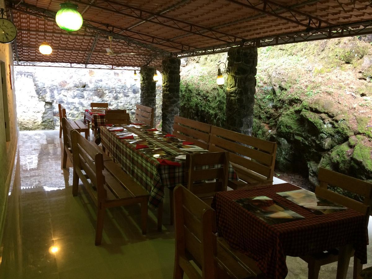 Cassells Jungle Resorts Thekkady Vandiperiyar Ngoại thất bức ảnh